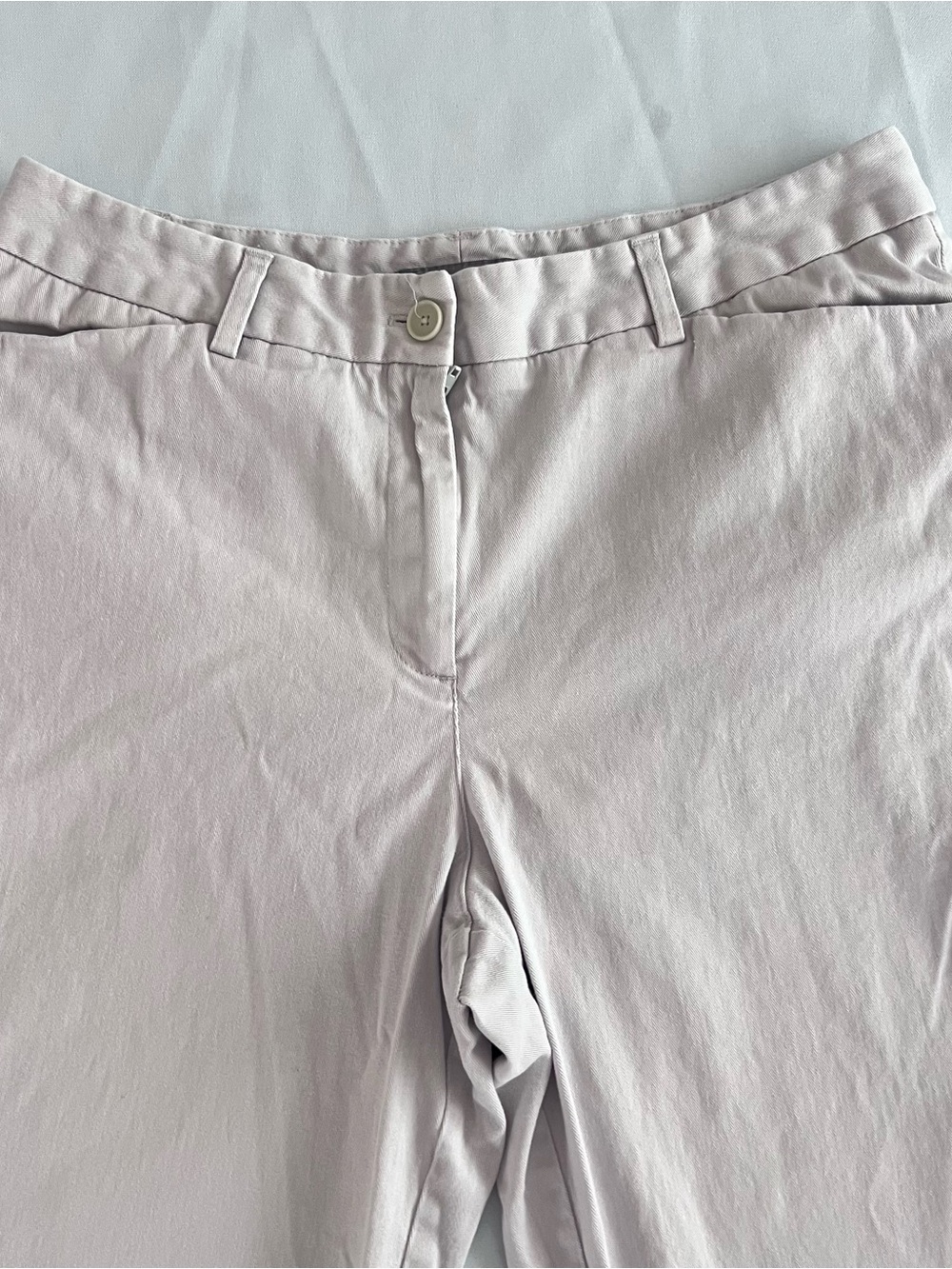 Ann Taylor Cotton Khaki Capris - Picture 4 of 10